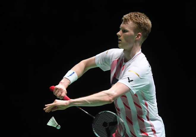 承载着球迷 承载着球迷